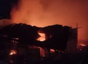 Satu Rumah Semi Permanen di Torgamba Ludes terbakar 