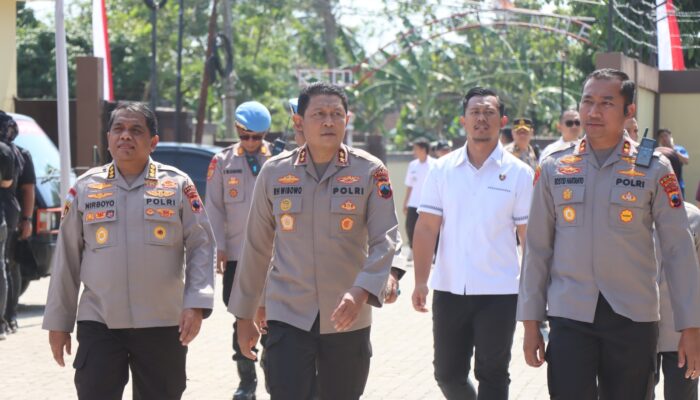 Kapolda Jateng Melakukan Peninjaun Gudang Ketahanan Pangan Polri di Boyolali