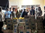 Peduli Korban banjir Polrestabes Medan Bersama Polsek Medan Tuntungan Salurkan Bantuan ke Pengungsian