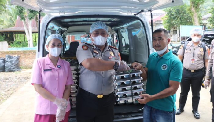 Polres Nias Selatan bersama Yayasan Kemala Bhayangkari Distribusi Perdana SPPG Lahusa di Kabupaten Nias Selatan